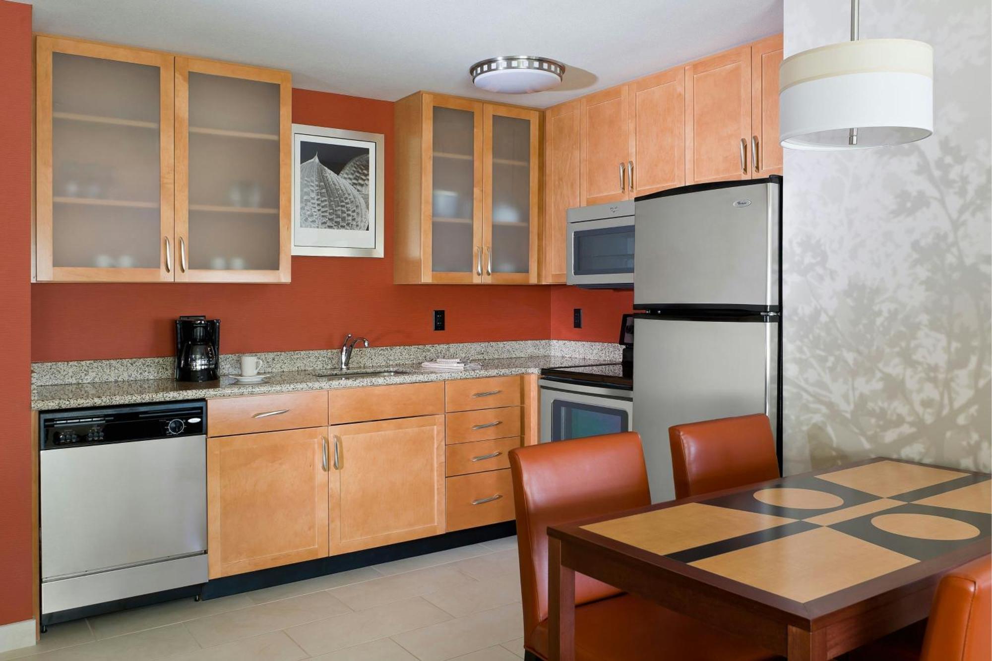 Residence Inn Bismarck North מראה חיצוני תמונה